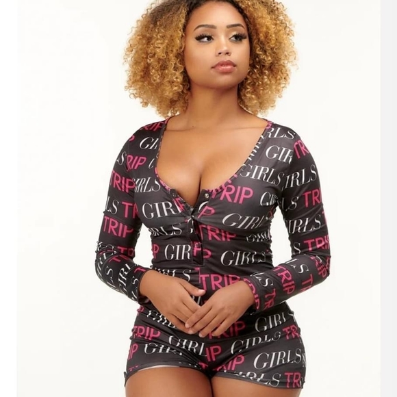 Onesies - Picture 6 of 13